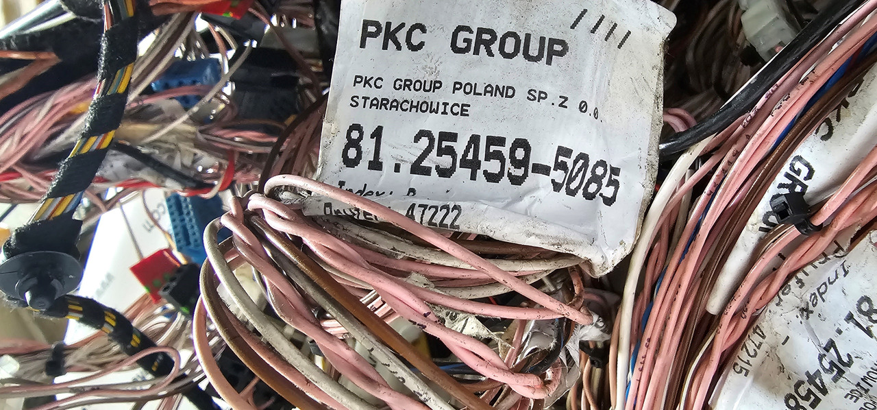예비 부속 트럭 용 MAN MAN TGX, TGS EURO6 cable harness with connectors inside cab, full set, wiring set electric support 81254586184, 81254585181, 81254566672, 81254595085, 81254585533, 81254566749 : 사진 7