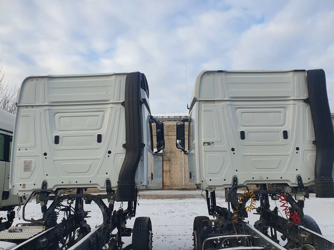 MERCEDES-BENZ Mercedes Benz Actors MP4 EURO6 cab body cabin L-cab BIG SPACE, STREAM SPACE type 0006000101, 0006001005, 9606101017, 9606102505, 9606102705, 9606103355, 9606103455, 9606103725, 9606160966, 9606160866 - 운전실 트럭 용 : 사진 4 MERCEDES-BENZ Mercedes Benz Actors MP4 EURO6 cab body cabin L-cab BIG SPACE, STREAM SPACE type 0006000101, 0006001005, 9606101017, 9606102505, 9606102705, 9606103355, 9606103455, 9606103725, 9606160966, 9606160866 - 운전실 트럭 용 : 사진 4