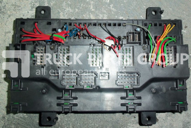 VOLVO FH13, FM13, EURO 4, EURO 5 emission fuse and relay centre, centr fuse block - 퓨즈 트럭 용 : 사진 3 VOLVO FH13, FM13, EURO 4, EURO 5 emission fuse and relay centre, centr fuse block - 퓨즈 트럭 용 : 사진 3