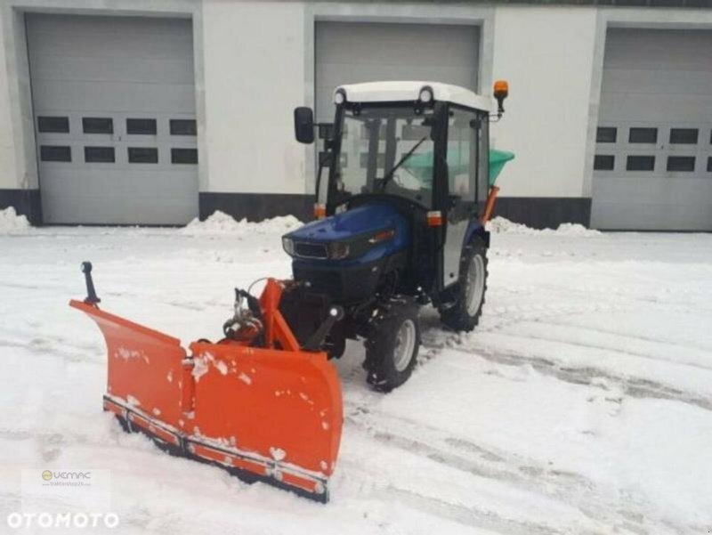Farmtrac Farmtrac 26 26PS Hydrostat Winterdienst Schneeschild Streuer NEU - 지자체 트랙터 : 사진 2 Farmtrac Farmtrac 26 26PS Hydrostat Winterdienst Schneeschild Streuer NEU - 지자체 트랙터 : 사진 2