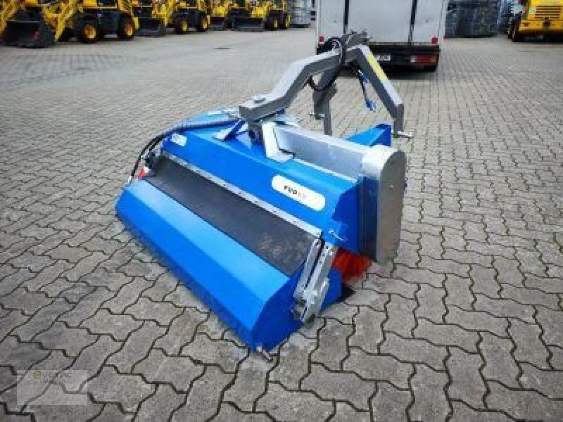 Vemac Kehrmaschine FM140 140cm Kehrbesen Bürste Traktor Zapfwelle NEU - 빗자루 : 사진 2 Vemac Kehrmaschine FM140 140cm Kehrbesen Bürste Traktor Zapfwelle NEU - 빗자루 : 사진 2