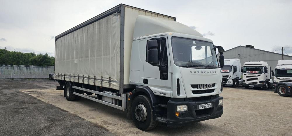 Iveco 18 ton curtain tail lift - 커튼사이더 트럭 : 사진 1 Iveco 18 ton curtain tail lift - 커튼사이더 트럭 : 사진 1