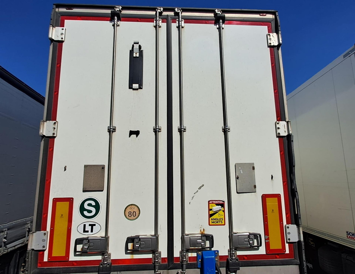 2018 Schmitz Cargobull SKO FP 45 ThermoKing SLXi 300 - 냉동 세미 트레일러 : 사진 4 2018 Schmitz Cargobull SKO FP 45 ThermoKing SLXi 300 - 냉동 세미 트레일러 : 사진 4