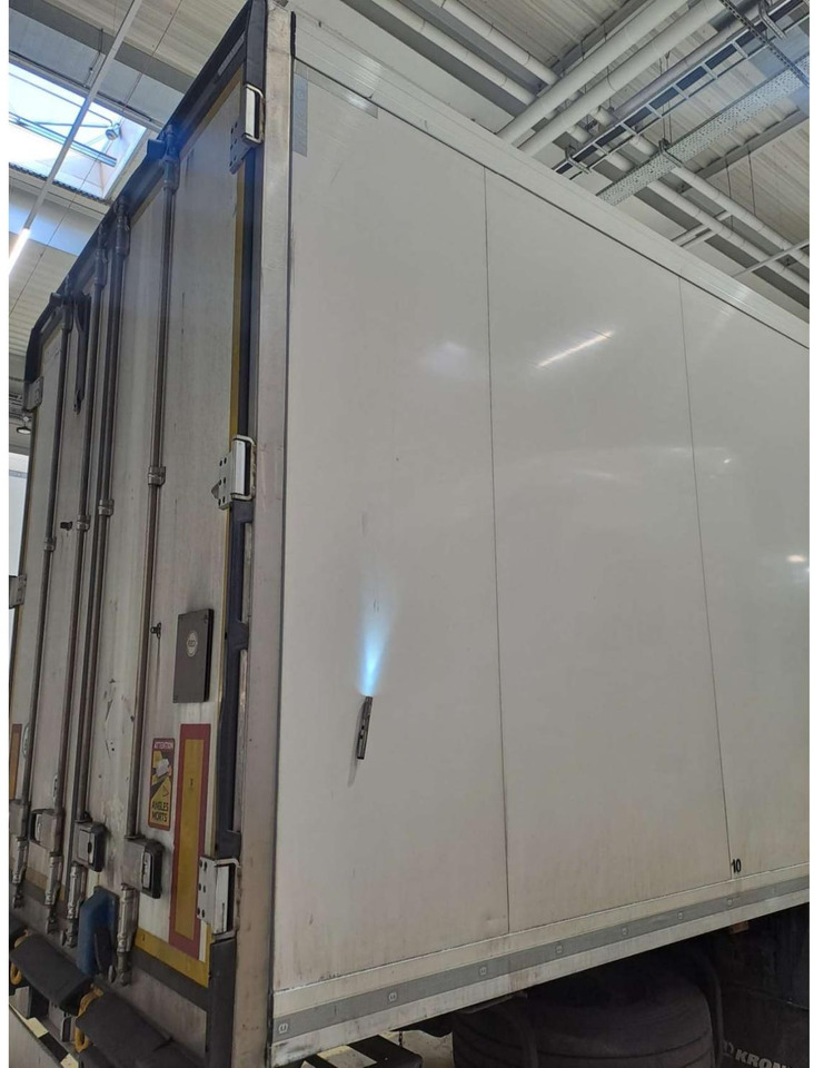 2021 Krone Cool Liner FP 60 ThermoKing SLXi 300 - 냉동 세미 트레일러 : 사진 5 2021 Krone Cool Liner FP 60 ThermoKing SLXi 300 - 냉동 세미 트레일러 : 사진 5