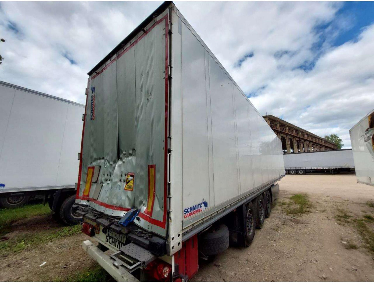2021 Schmitz Cargobull SKO FP 25 Lifting axle - 냉동 세미 트레일러 : 사진 4 2021 Schmitz Cargobull SKO FP 25 Lifting axle - 냉동 세미 트레일러 : 사진 4