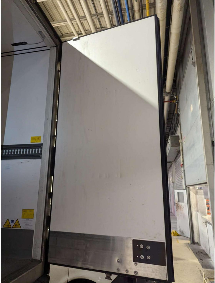 2022 Schmitz Cargobull SKO FP 60 Carrier Vector 1550 - 냉동 세미 트레일러 : 사진 2 2022 Schmitz Cargobull SKO FP 60 Carrier Vector 1550 - 냉동 세미 트레일러 : 사진 2