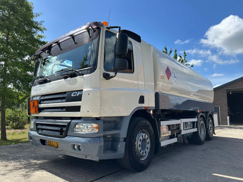 DAF CF 75.310 FAN / NL TRUCK / 6x2 / FUEL TANK 4 COMP. / 22 m3 / EURO5 / TOP CONDITION!! - 유조트럭 : 사진 1 DAF CF 75.310 FAN / NL TRUCK / 6x2 / FUEL TANK 4 COMP. / 22 m3 / EURO5 / TOP CONDITION!! - 유조트럭 : 사진 1