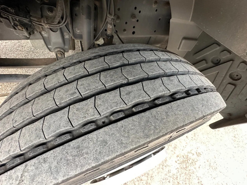 Mercedes-Benz Atego 815 / NL TRUCK / EURO 2 / BOX + LIFT / LOW KM / GOOD CONDITION / 7,5t - 박스 트럭 : 사진 5 Mercedes-Benz Atego 815 / NL TRUCK / EURO 2 / BOX + LIFT / LOW KM / GOOD CONDITION / 7,5t - 박스 트럭 : 사진 5