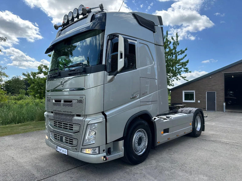 Volvo FH 460 / GLOBETROTTER / EURO 6 / I-Shift / HYDRAULIC / FULL AIR / NEW TACHO - 트랙터 유닛 : 사진 1 Volvo FH 460 / GLOBETROTTER / EURO 6 / I-Shift / HYDRAULIC / FULL AIR / NEW TACHO - 트랙터 유닛 : 사진 1