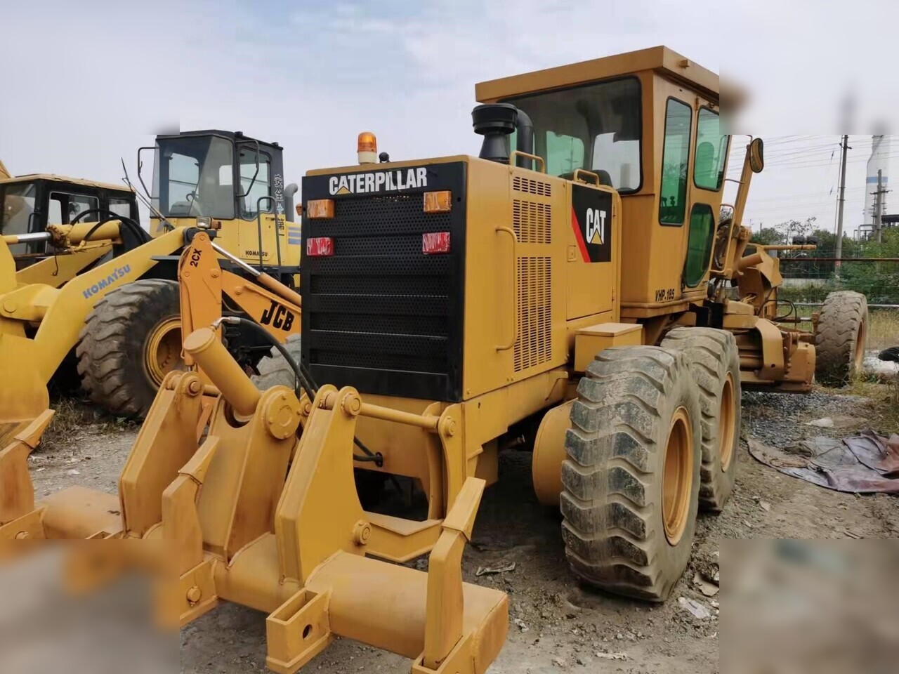 CATERPILLAR 120H - 그레이더 : 사진 1 CATERPILLAR 120H - 그레이더 : 사진 1