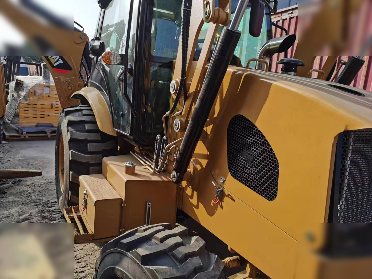 CATERPILLAR 420F - 백호 로더 : 사진 3 CATERPILLAR 420F - 백호 로더 : 사진 3