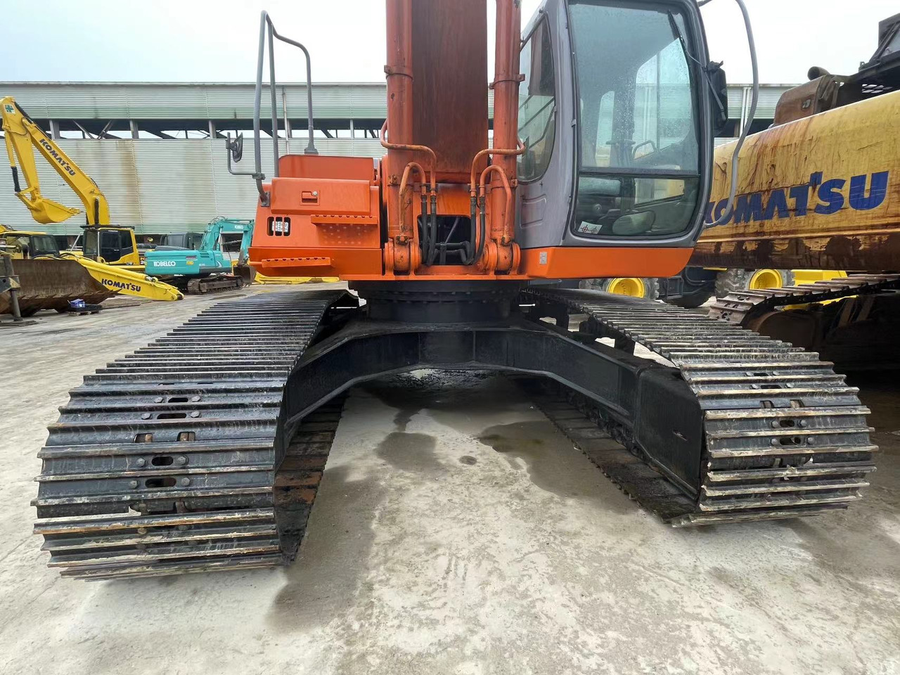 HITACHI ZX350LCH-1 - 크롤러 굴삭기 : 사진 2 HITACHI ZX350LCH-1 - 크롤러 굴삭기 : 사진 2