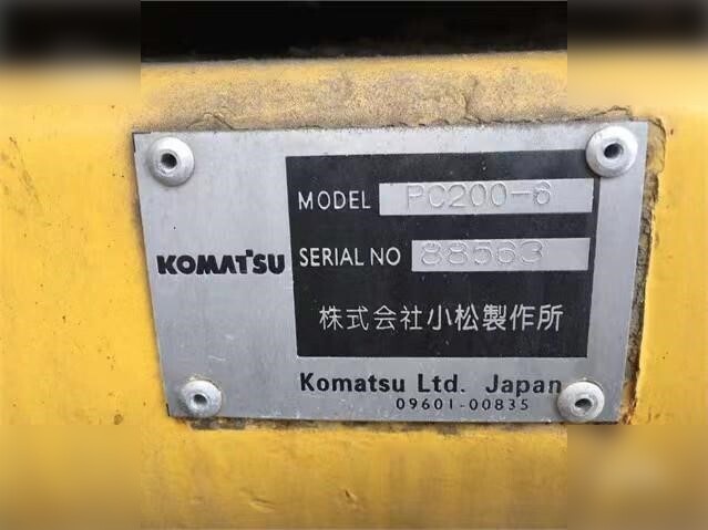 KOMATSU PC200-6 - 크롤러 굴삭기 : 사진 2 KOMATSU PC200-6 - 크롤러 굴삭기 : 사진 2