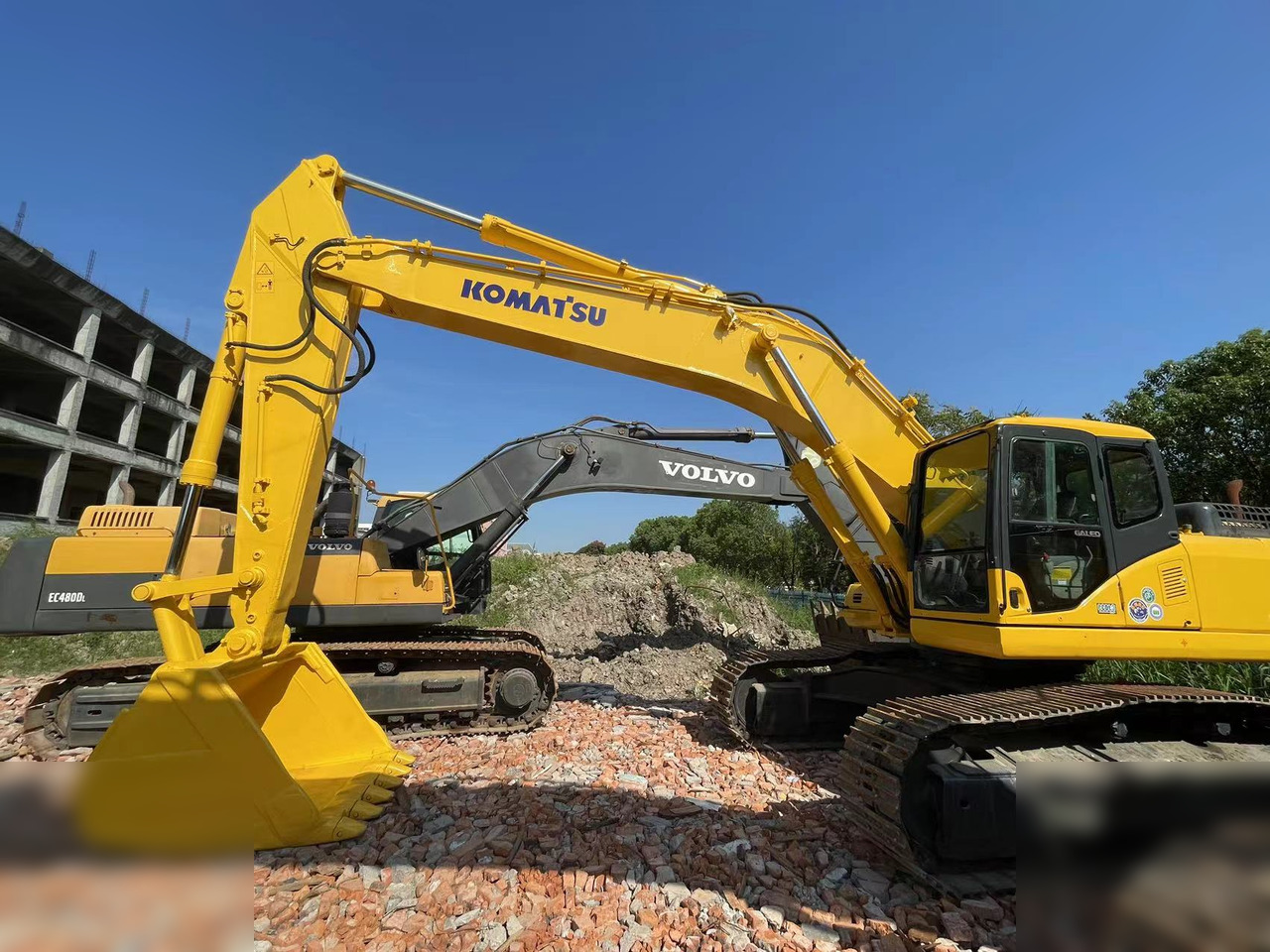 KOMATSU PC400-7 - 크롤러 굴삭기 : 사진 2 KOMATSU PC400-7 - 크롤러 굴삭기 : 사진 2