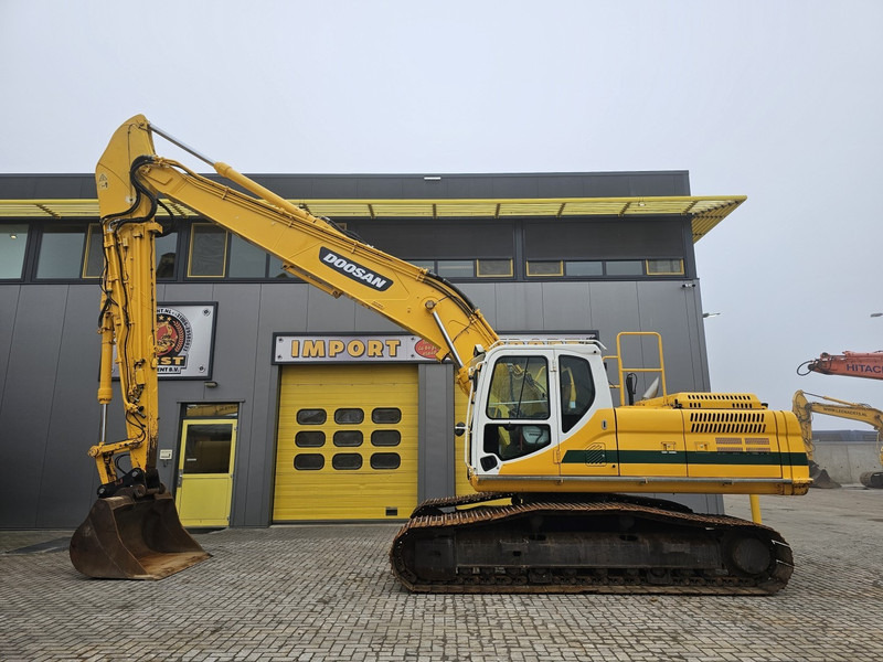Doosan DX255LC-3 - 크롤러 굴삭기 : 사진 1 Doosan DX255LC-3 - 크롤러 굴삭기 : 사진 1