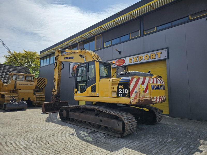 Komatsu PC210LC-8 - 크롤러 굴삭기 : 사진 3 Komatsu PC210LC-8 - 크롤러 굴삭기 : 사진 3