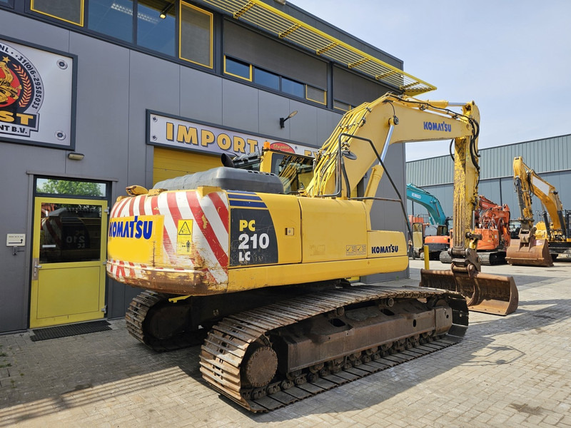 Komatsu PC210LC-8 - 크롤러 굴삭기 : 사진 4 Komatsu PC210LC-8 - 크롤러 굴삭기 : 사진 4