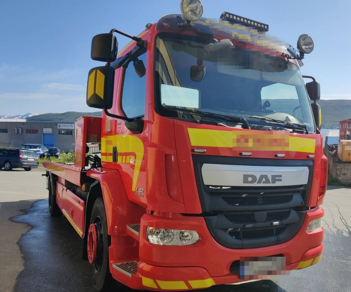 DAF LF 320 - 견인 트럭 : 사진 1 DAF LF 320 - 견인 트럭 : 사진 1