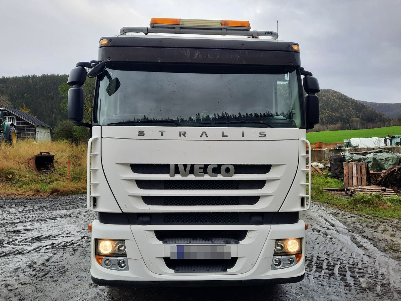 IVECO Stralis 560 - 덤프트럭 : 사진 3 IVECO Stralis 560 - 덤프트럭 : 사진 3