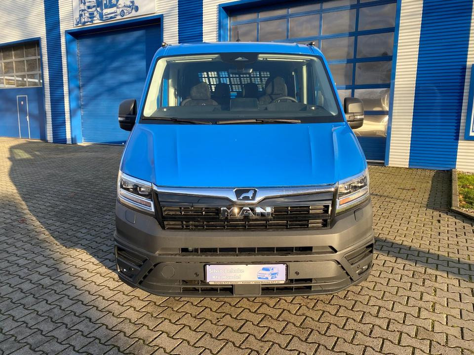 MAN TGE 3.180 4x4 Doka Pritsche Lang *INKL.19% MWT* AUTOMATIK*LED*CAM*AHK*TEMPO*STANDHZG*UVM* - 플랫베드 밴, 콤비 밴 : 사진 3 MAN TGE 3.180 4x4 Doka Pritsche Lang *INKL.19% MWT* AUTOMATIK*LED*CAM*AHK*TEMPO*STANDHZG*UVM* - 플랫베드 밴, 콤비 밴 : 사진 3
