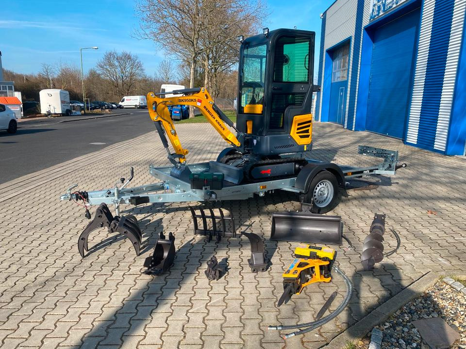 Minibagger BK950KS + Anhänger + Zubehör *INKL.19% MWST*BERGER KRAUS*KABINE*SOFORT!* - 미니 굴삭기, 트레일러 : 사진 1 Minibagger BK950KS + Anhänger + Zubehör *INKL.19% MWST*BERGER KRAUS*KABINE*SOFORT!* - 미니 굴삭기, 트레일러 : 사진 1
