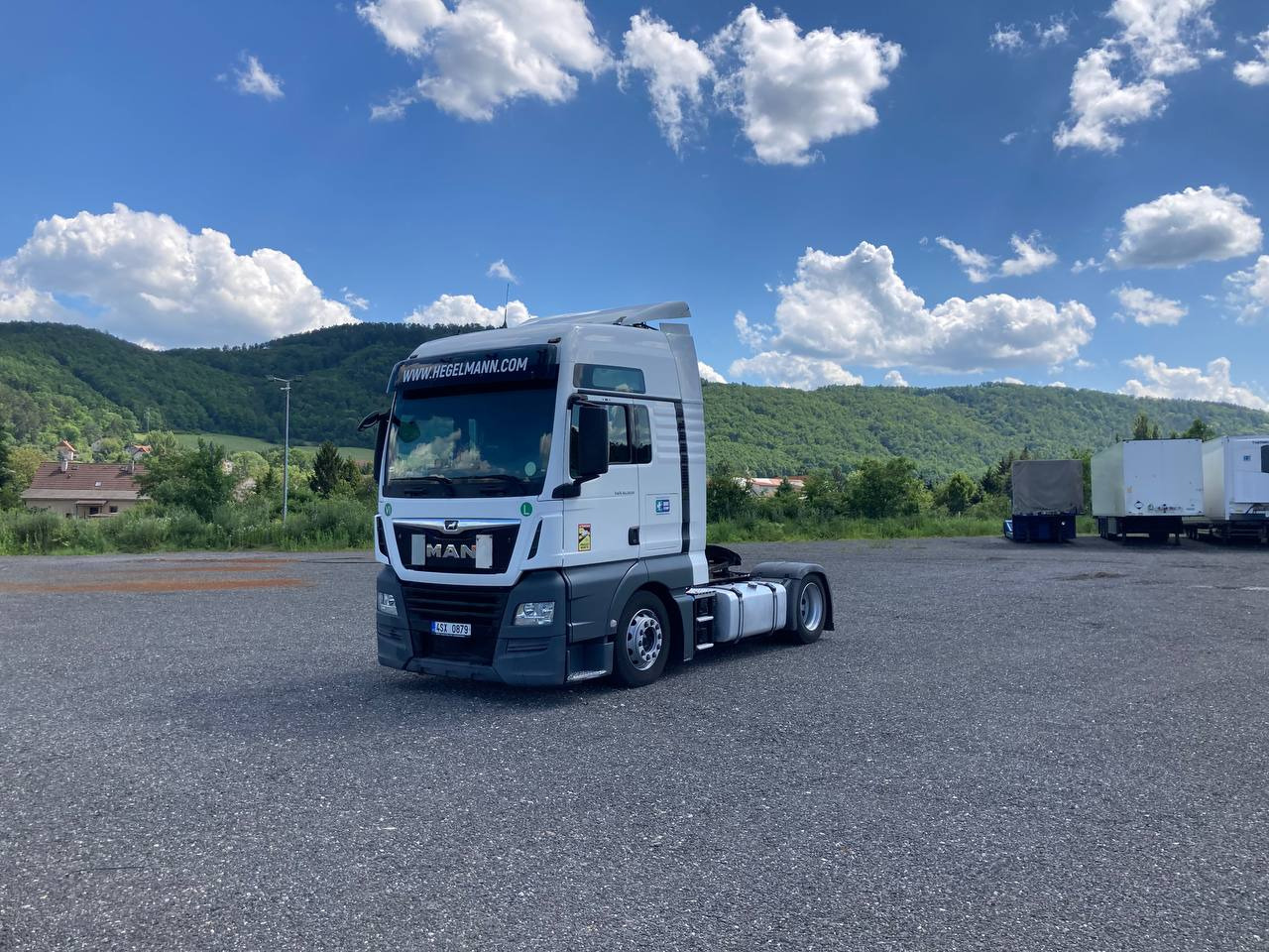 MAN TGX 18.500 XXL*MEGA*2xTANK*RETARDER*LLS-U*2018* - 트랙터 유닛 : 사진 2 MAN TGX 18.500 XXL*MEGA*2xTANK*RETARDER*LLS-U*2018* - 트랙터 유닛 : 사진 2