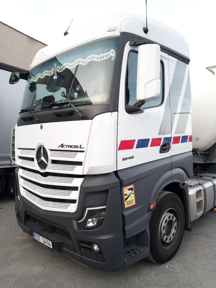 Mercedes-Benz Actros 1848 4x2 BigSpace PTO compressor - 트랙터 유닛 : 사진 1 Mercedes-Benz Actros 1848 4x2 BigSpace PTO compressor - 트랙터 유닛 : 사진 1