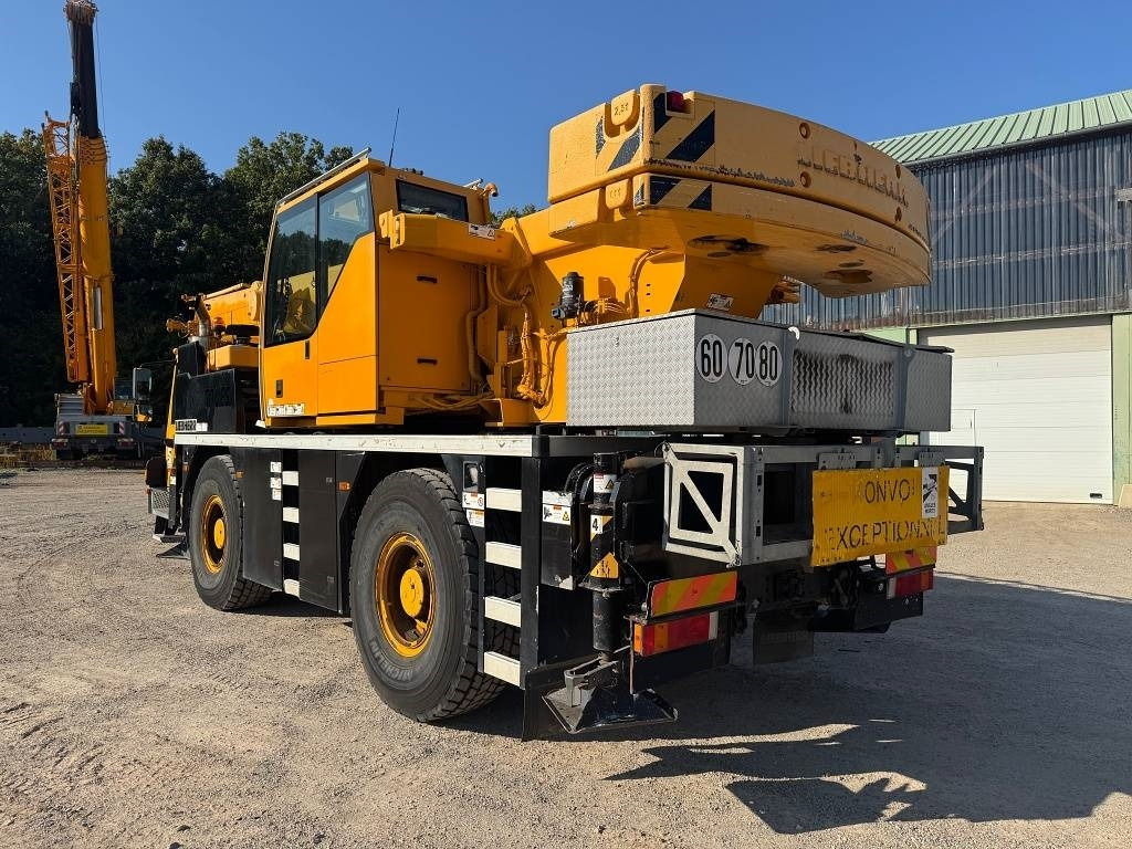 Liebherr LTM 1030-2.1 - 모바일 크레인 : 사진 4 Liebherr LTM 1030-2.1 - 모바일 크레인 : 사진 4