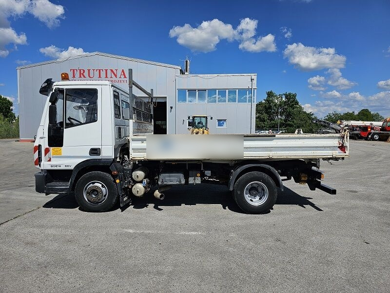 IVECO 80E18 - 덤프트럭 : 사진 2 IVECO 80E18 - 덤프트럭 : 사진 2
