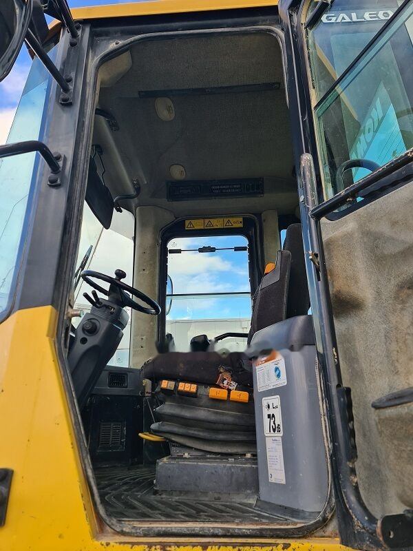 휠 로더 Komatsu WA480-5 : 사진 7