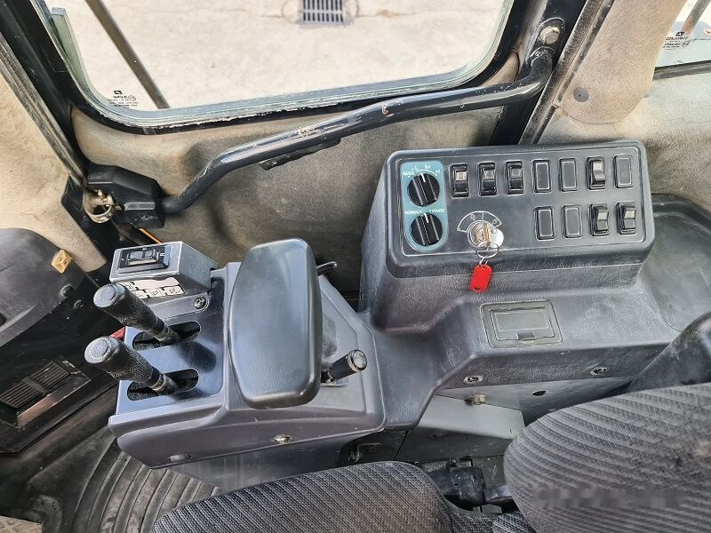 휠 로더 Komatsu WA480-5 : 사진 10
