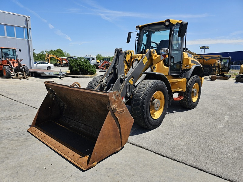 VOLVO L45H - 휠 로더 : 사진 1 VOLVO L45H - 휠 로더 : 사진 1