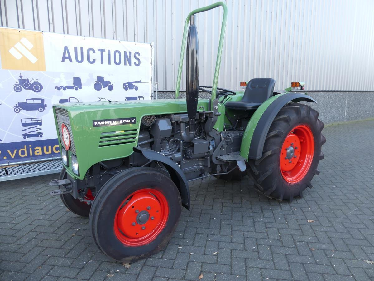 Fendt 203V - 장궤형 트랙터 : 사진 2 Fendt 203V - 장궤형 트랙터 : 사진 2