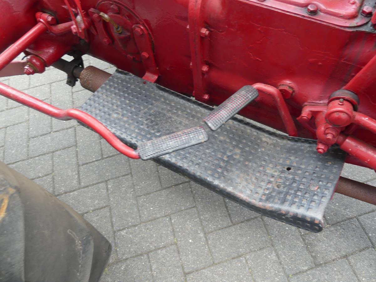 장궤형 트랙터 Ford 8N, Dearborn : 사진 22