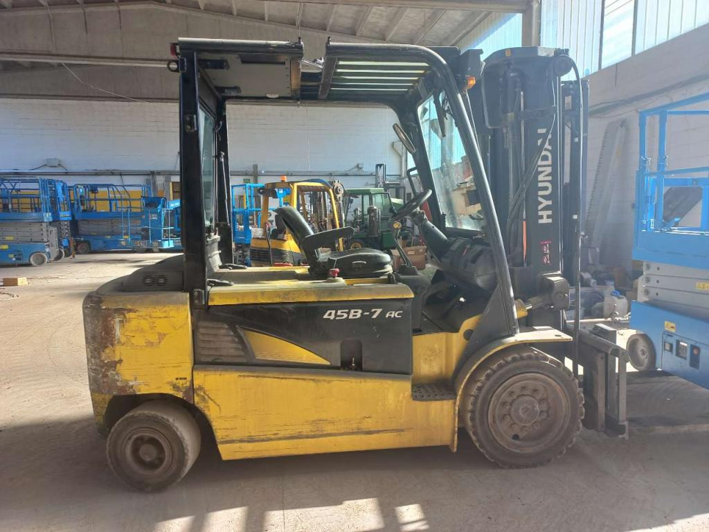 Hyundai 45B-7 ac - 전기 지게차 : 사진 4 Hyundai 45B-7 ac - 전기 지게차 : 사진 4