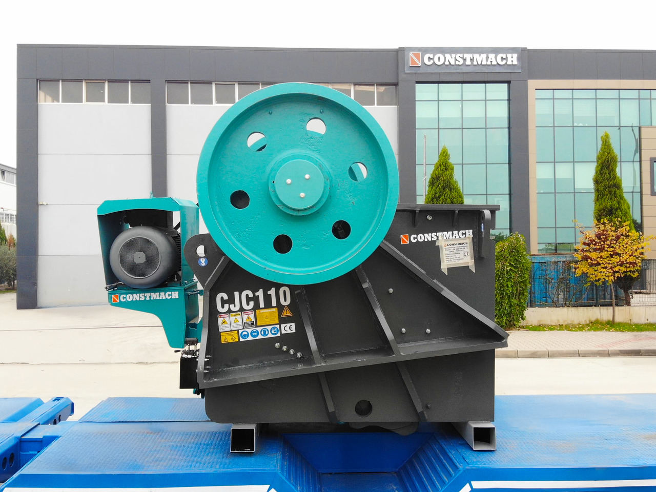 Constmach Delivery Of 60-110 Tph Jaw Crushers In Stock - 조 크러셔 : 사진 2 Constmach Delivery Of 60-110 Tph Jaw Crushers In Stock - 조 크러셔 : 사진 2