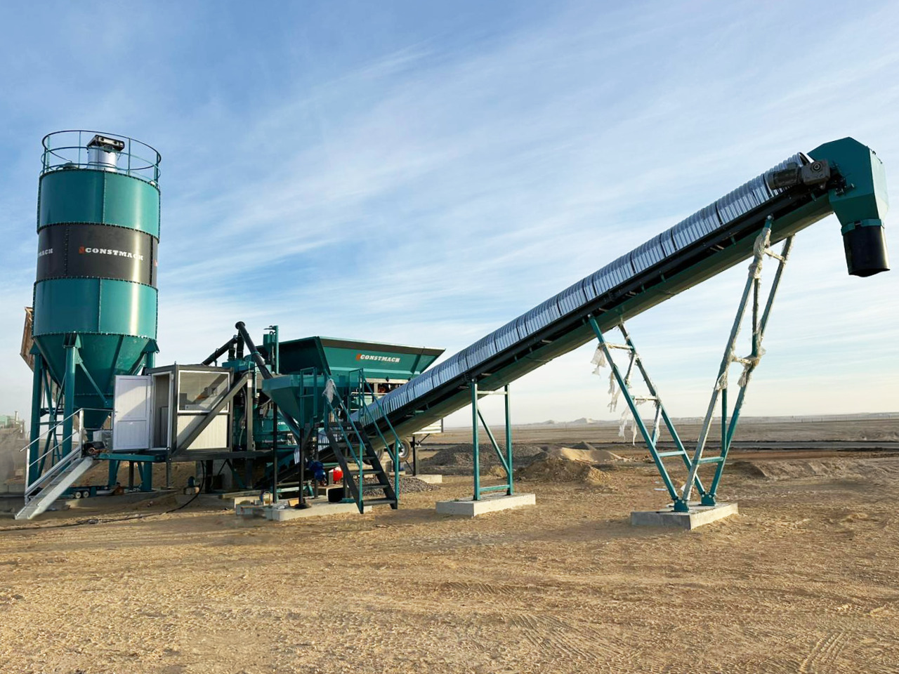 Constmach Mini Mobile Concrete Batching Plant 30 m³/h - 콘크리트 플랜트 : 사진 2 Constmach Mini Mobile Concrete Batching Plant 30 m³/h - 콘크리트 플랜트 : 사진 2