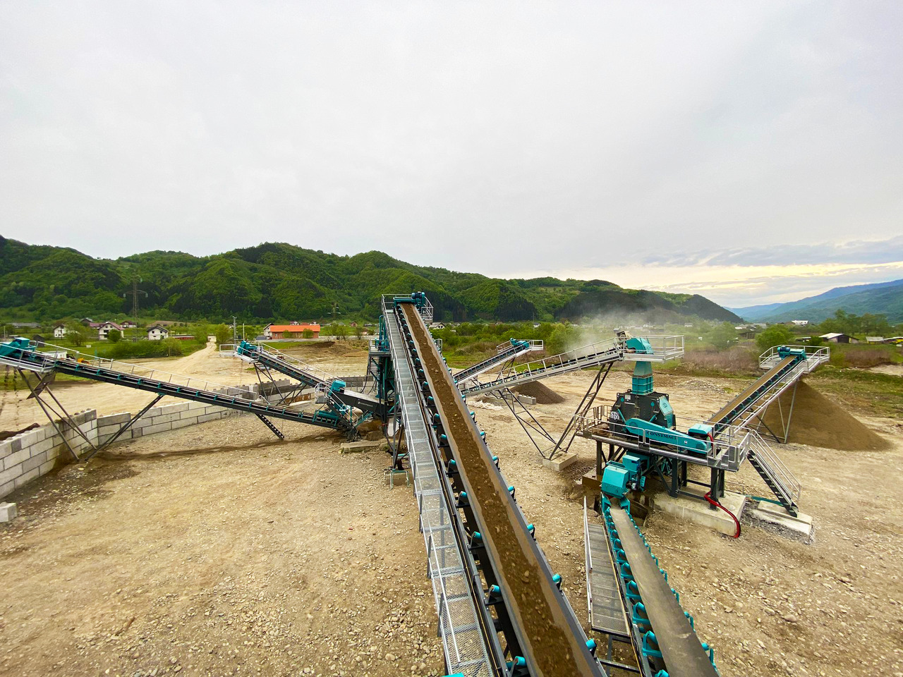 Constmach Stationary Sand And Gravel Washing And Screening Plant - 스크리너 : 사진 3 Constmach Stationary Sand And Gravel Washing And Screening Plant - 스크리너 : 사진 3