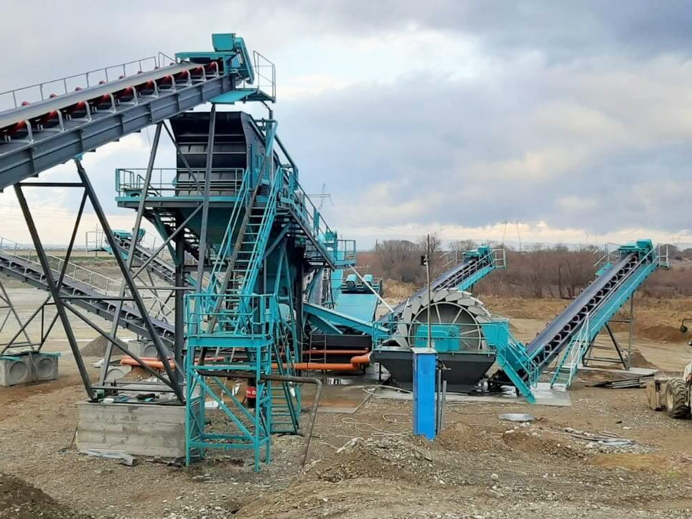 Constmach Stationary Sand And Gravel Washing And Screening Plant - 스크리너 : 사진 1 Constmach Stationary Sand And Gravel Washing And Screening Plant - 스크리너 : 사진 1