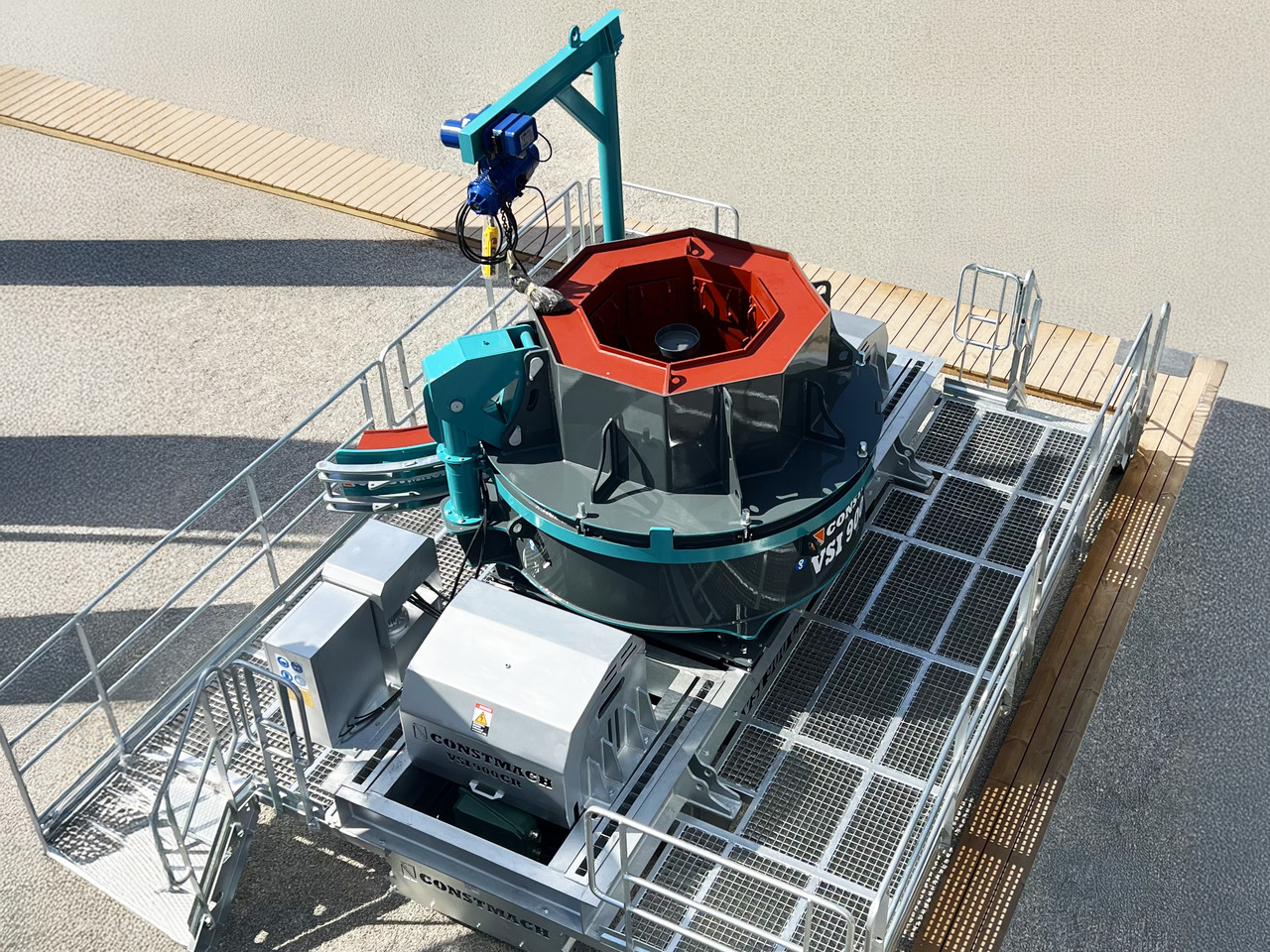 Constmach Vertical Shaft Impact Stone Crusher 190-250 TPH - 임팩트 크러셔 : 사진 2 Constmach Vertical Shaft Impact Stone Crusher 190-250 TPH - 임팩트 크러셔 : 사진 2