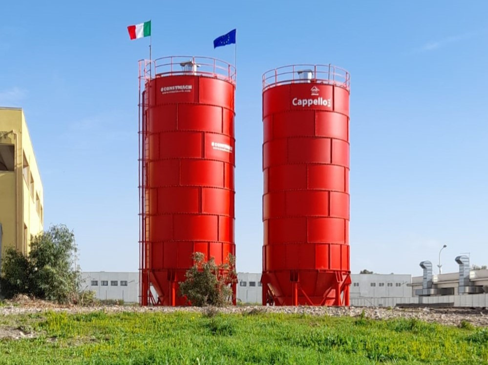 Constmach Zement Silo mit 300 Tonnen Kapazität - 시멘트 사일로 : 사진 1 Constmach Zement Silo mit 300 Tonnen Kapazität - 시멘트 사일로 : 사진 1