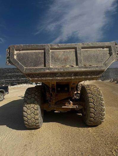 CAT 730C2 - 관절 덤프 : 사진 4 CAT 730C2 - 관절 덤프 : 사진 4