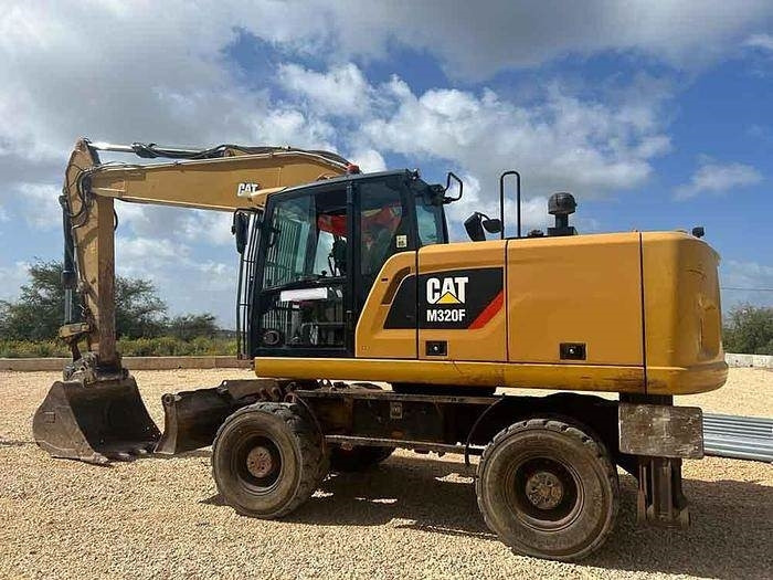 CAT M320F - 굴착기 : 사진 3 CAT M320F - 굴착기 : 사진 3