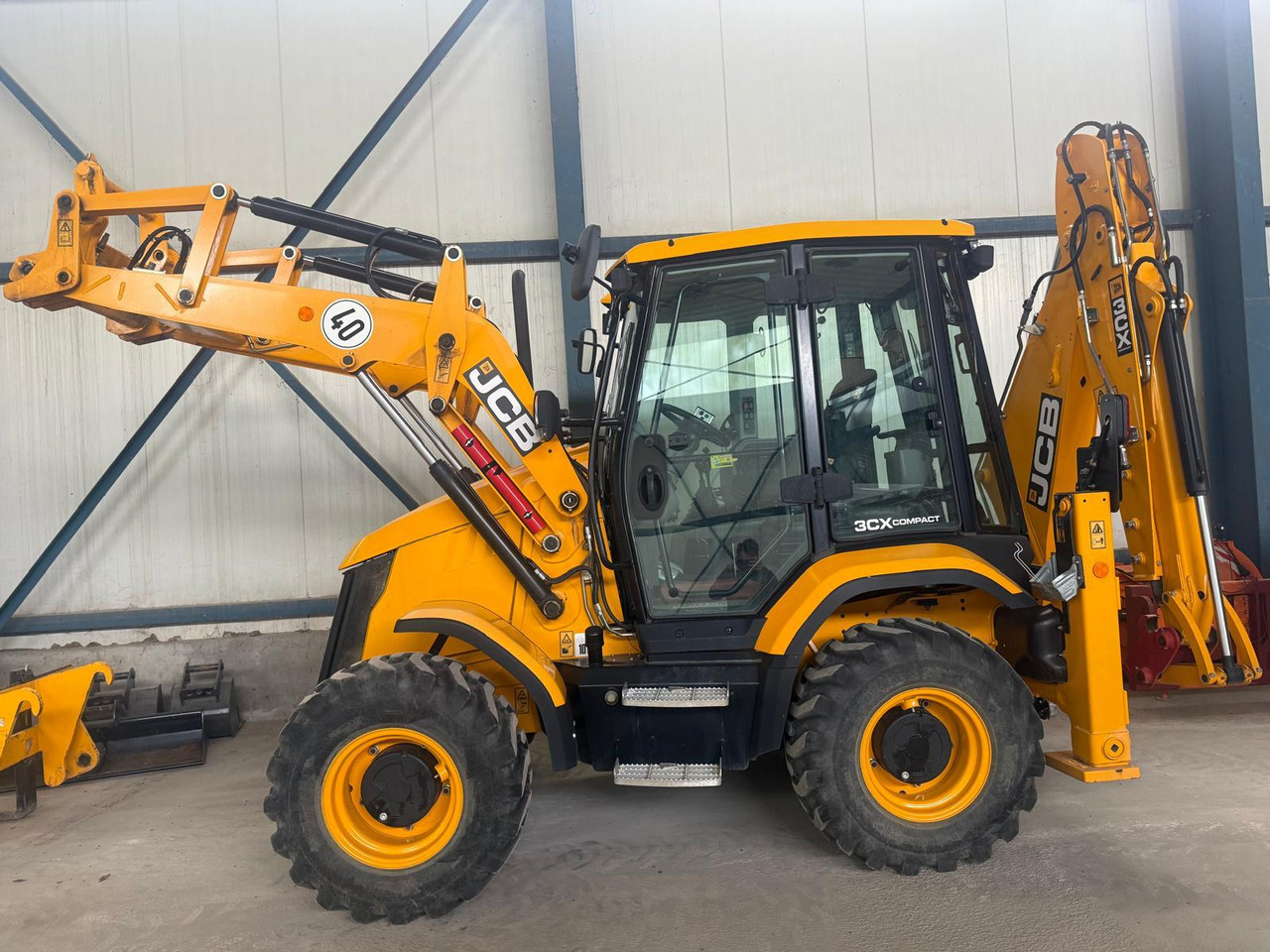 JCB 3CX Compact - 백호 로더 : 사진 1 JCB 3CX Compact - 백호 로더 : 사진 1