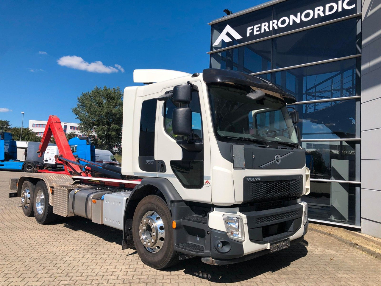 Volvo FE 350 6x2 Lenkachse*Alufelgen*HIAB*AHK*Klima - 후크 리프트 트럭 : 사진 1 Volvo FE 350 6x2 Lenkachse*Alufelgen*HIAB*AHK*Klima - 후크 리프트 트럭 : 사진 1
