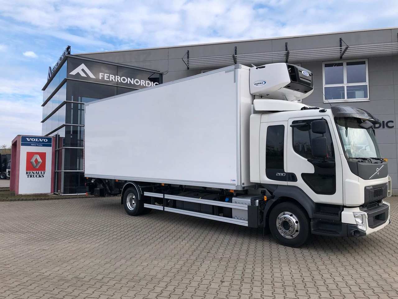 Volvo FL16.280 VollLuft*LBW *Carrier Supra850*a.Miete - 냉동탑차 : 사진 1 Volvo FL16.280 VollLuft*LBW *Carrier Supra850*a.Miete - 냉동탑차 : 사진 1