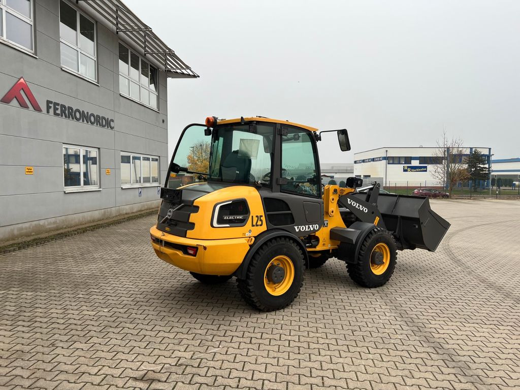 Volvo JL25H Electric *Auch Miete - 휠 로더 : 사진 2 Volvo JL25H Electric *Auch Miete - 휠 로더 : 사진 2
