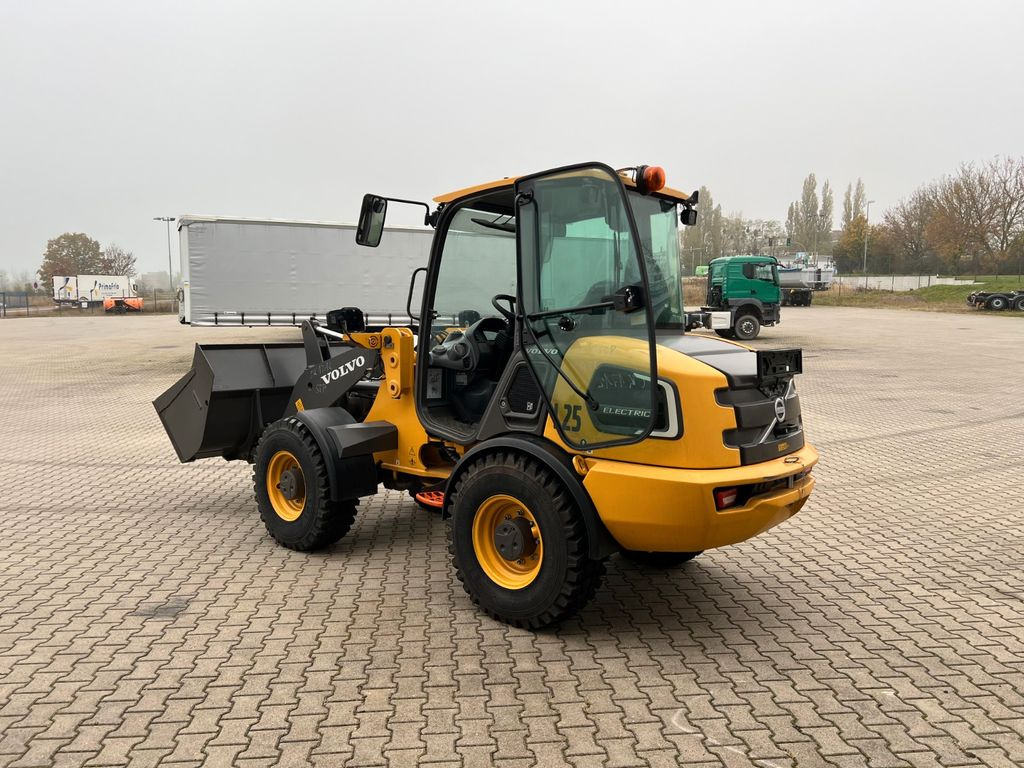 Volvo JL25H Electric *Auch Miete - 휠 로더 : 사진 3 Volvo JL25H Electric *Auch Miete - 휠 로더 : 사진 3