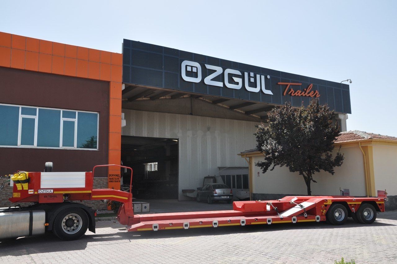Özgül 2 AXLE LOW LOADER - 저하대 세미 트레일러 : 사진 1 Özgül 2 AXLE LOW LOADER - 저하대 세미 트레일러 : 사진 1