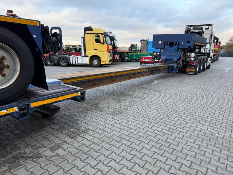 리스 Goldhofer THP XLE 8 (3+5) Goldhofer THP XLE 8 (3+5) : 사진 11 리스 Goldhofer THP XLE 8 (3+5) Goldhofer THP XLE 8 (3+5) : 사진 11